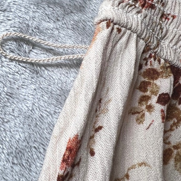 Altar'd State Womens Size Small Shorts Romper Tan Floral Cottagecore Boho Mini - Picture 15 of 16